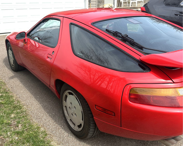 Timeless GT Luxury with V8 Power -- 1987 Porsche 928 S4 in Classic Cars in Ottawa - Image 4
