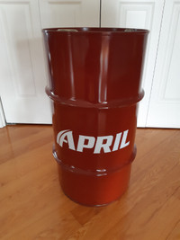 Baril de marque APRIL de 60 litres excellente condition