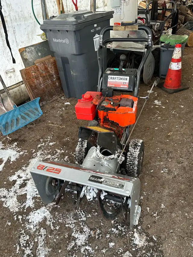 snowblower in Snowblowers in City of Montréal - Image 2