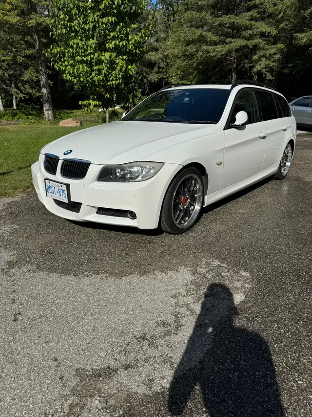 2008 BMW E91 335i in Cars & Trucks in Markham / York Region - Image 2