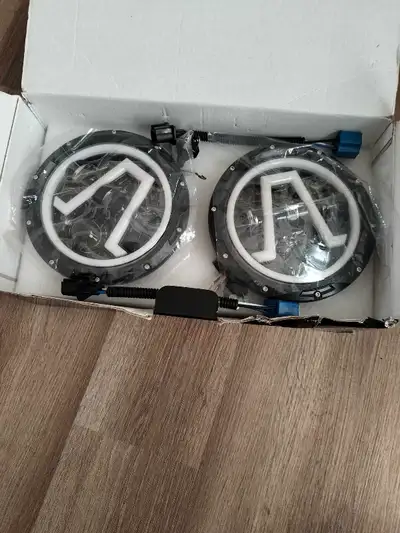 Pair of 7" LED light, View more