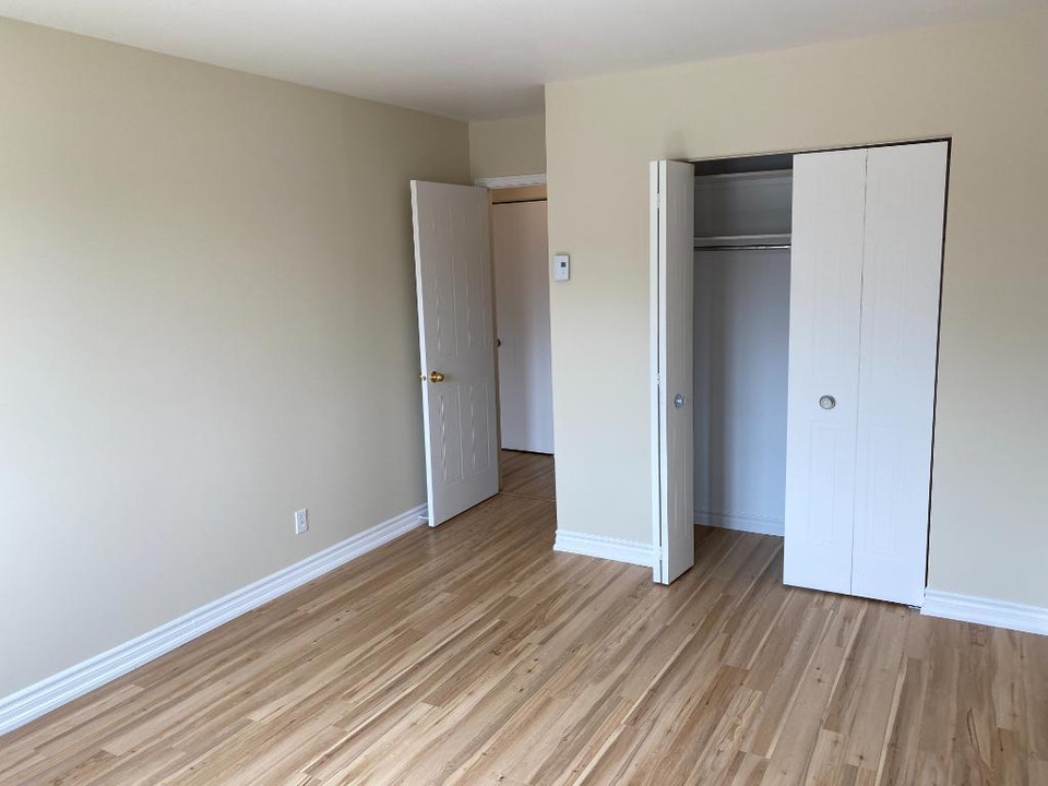 Appartement 3 1/2 et 4 1/2 pour 55 ans et + au Cap-de-la-Madelei 5