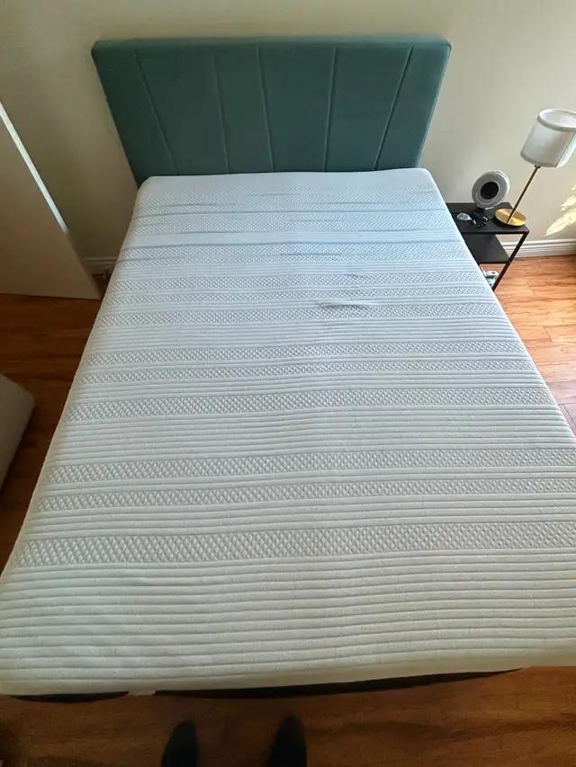 (Full/Double) Bed Frame + Mattress + Topper – Good Condition in Beds & Mattresses in Vancouver - Image 5