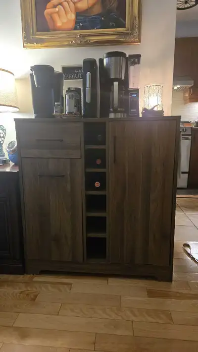 Meuble à café/ boisson, View more