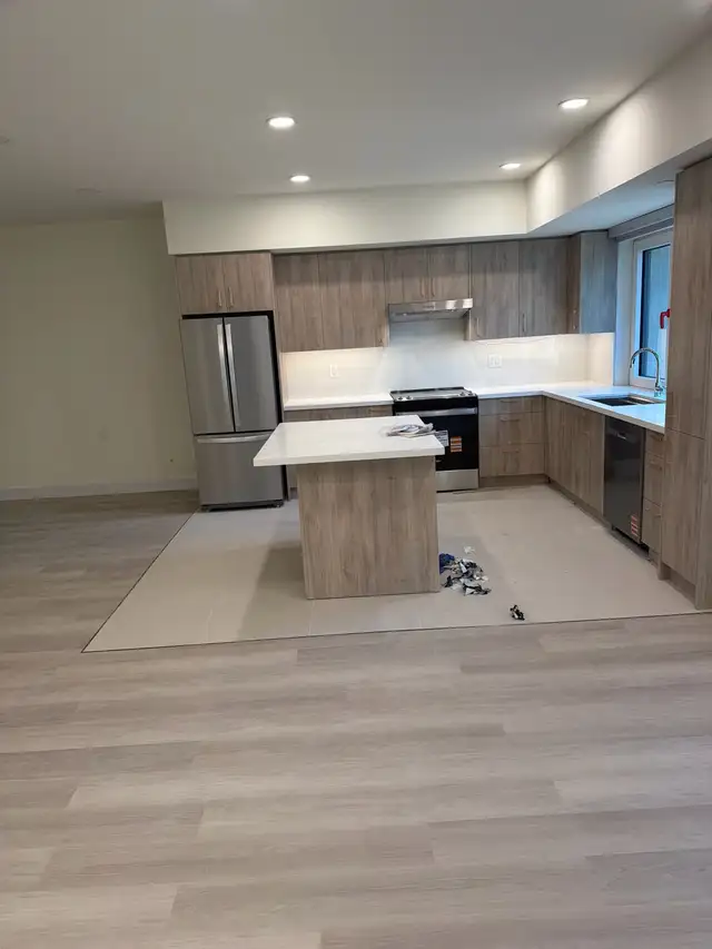 Contracting563808883537367043