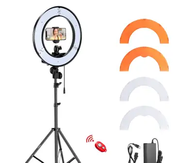BRAND: Neewer MODEL: RL-14 SKU: 160524ML00010 CONDITION: Used - Excellent Notes: no stand, no remote...