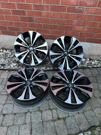 Selling a Set of OEM 18” Lexus NX Rims. From a 2018-2021 Lexus NX300 will fit on other years. Bolt P...