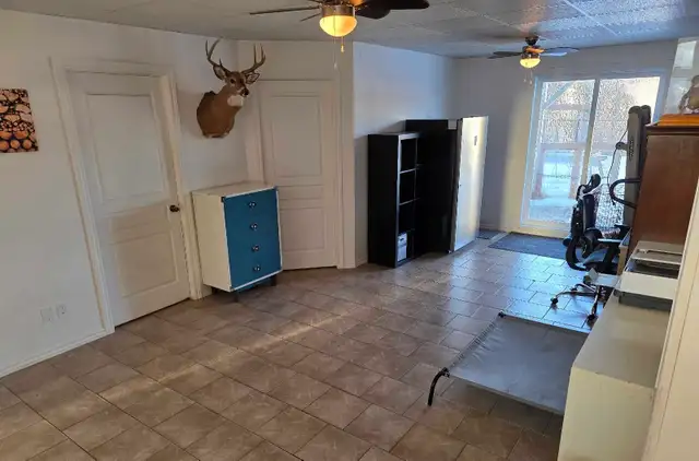 Maison (Jumelé) à louer (3 chambres / 2 salles de bains) in Long Term Rentals in Sherbrooke - Image 9