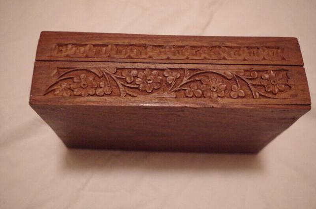 Teak Carved Inlaid Jewelry Box - Hand Carved & Hand Painted in Arts & Collectibles in Winnipeg - Image 2