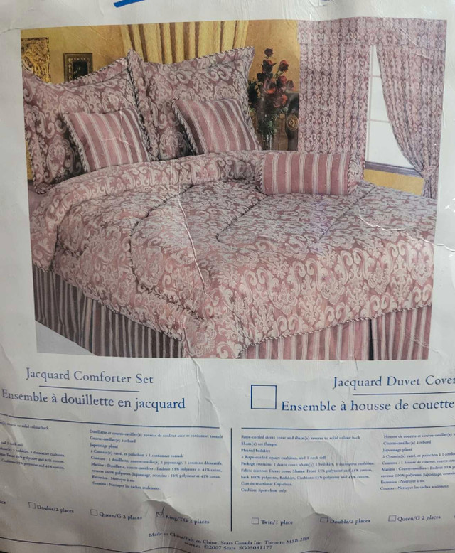 Jacquard Comforter Set in Bedding in Calgary