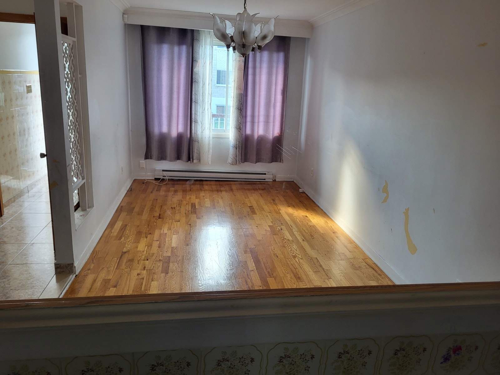 Grand 5 1/2  RDC Duplex avec Electricité incluse — photo 3