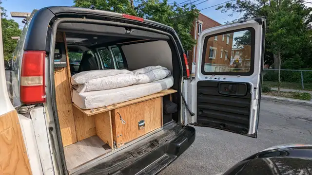 Campervan Chevrolet Express 2008 in RVs & Motorhomes in Lanaudière - Image 10