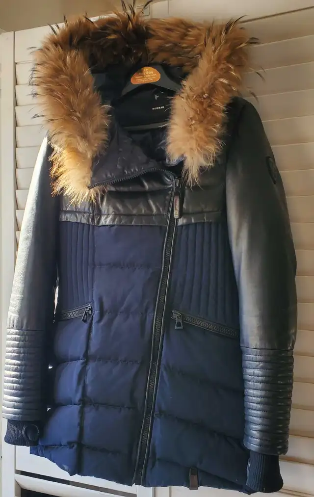 Rudsak Jacket Full Length With Leather and Real Fur in Women's - Tops & Outerwear in Markham / York Region - Image 2