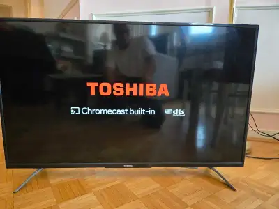 Like new 4K TV. Model 43L621U. No dead pixel. Not Smart TV. Built-in Chromecast, wifi and Denon soun...