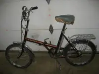 FOLDABLE  BICYCLE