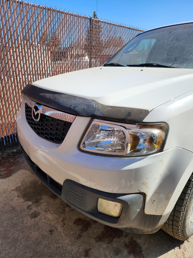 2009 MAZDA TRIBUTE 4WD in Cars & Trucks in Edmonton - Image 4