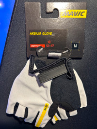 Brand New Mavic Aksium Men's Cycling Gloves