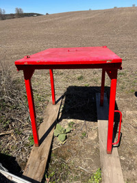 Tractor canopy