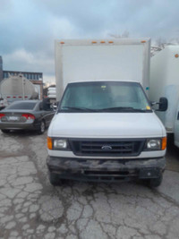 2004 Ford E450 Cube truck 