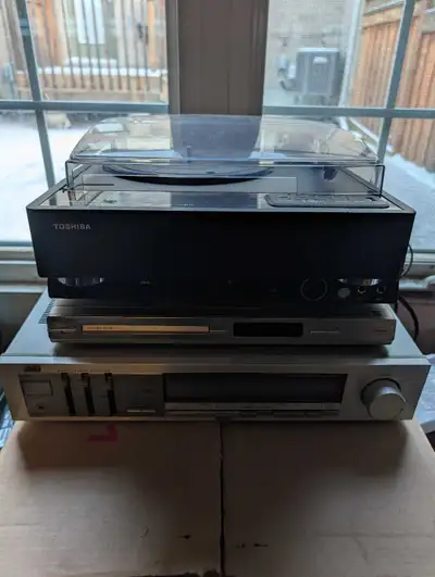 Vintage stereo lot As is, View more