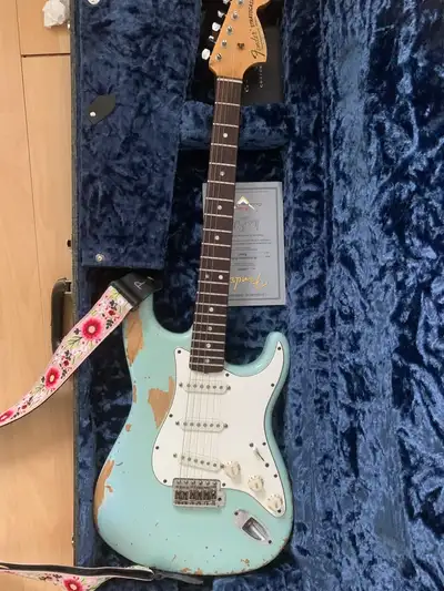 *RUSH SELL* 2010 Fender Custom Shop 68' Stratocaster, View more