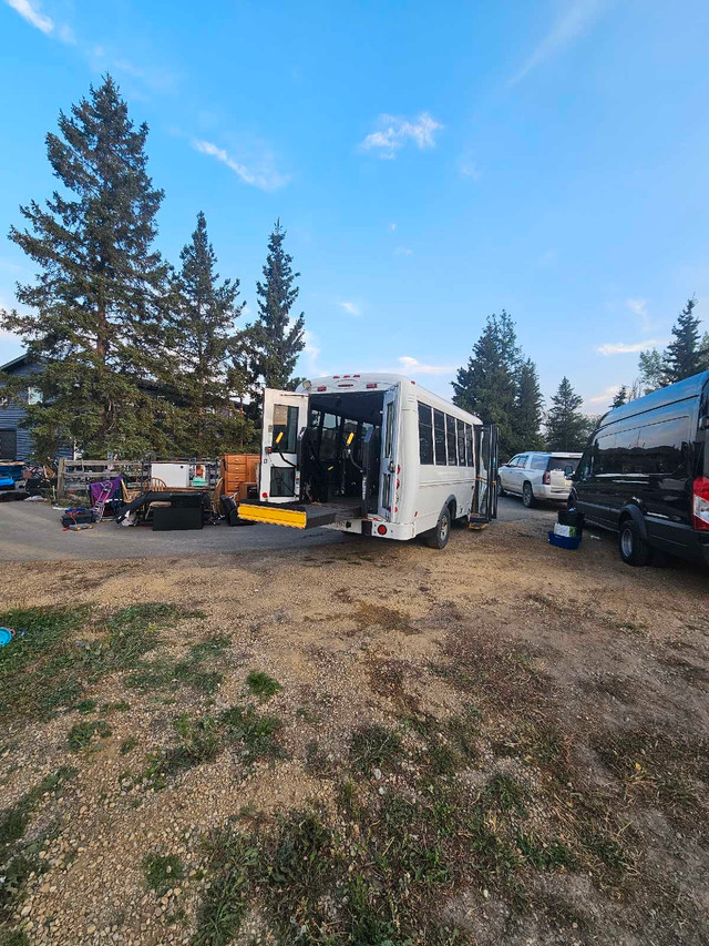 2013 Chevy handicap van  in Cars & Trucks in Edmonton - Image 2