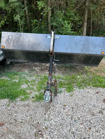 Loadrider Snowmobile trailer All lights work New bearings installed last year Trailer needs new leaf...
