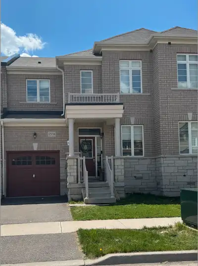 Townhome for Rent - Milton