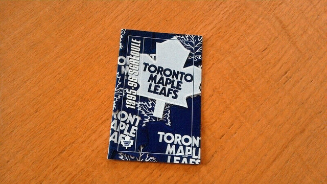 Schédule Maple Leafs Toronto 1995-96 (A224) in Arts & Collectibles in Laval / North Shore