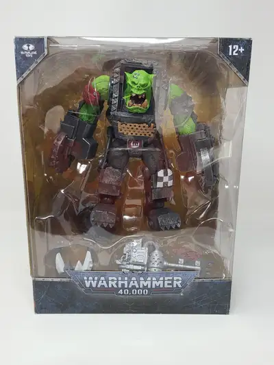Selling a BRAND NEW Warhammer 40K Ork Meganob With Buzzsaw McFarlane figure