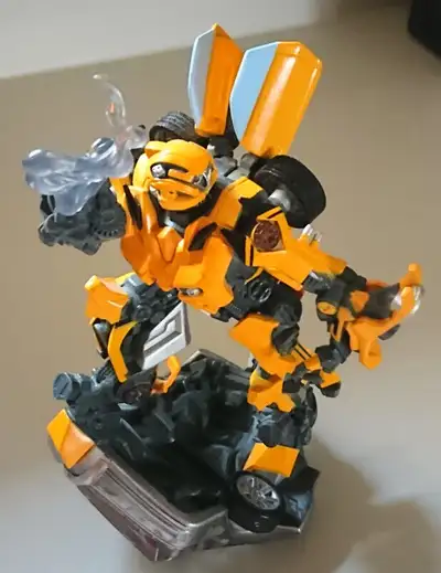 Hasbro Inc 2006 Transformer bumblebee Statue Figurine, View more