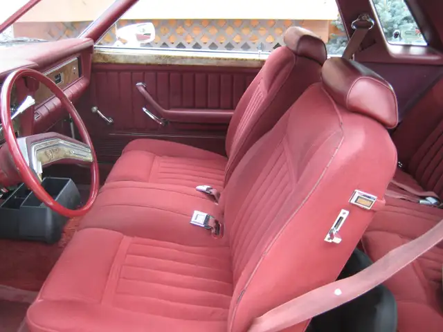 1976 Ford Granada Ghia coupe in Classic Cars in Kamloops - Image 7
