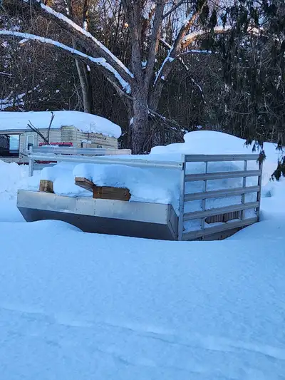 Newmans SL sport series aluminum snowmobile trailer, fits 2x 138 track sleds. Or SxS or 2x quads. Ti...