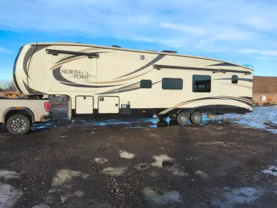 2016 JAYCO 375BHFS FIFTH WHEEL BY NORTH POINT Climate Shield Technology: Features an enclosed, insul...