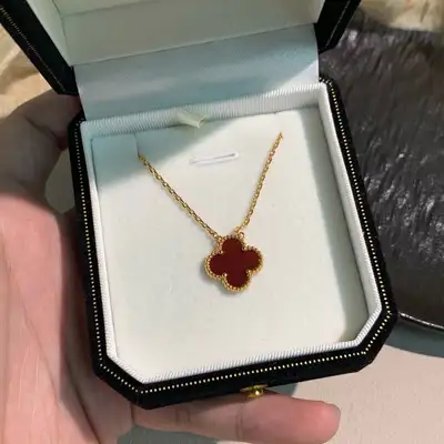 Van Cleef VCA Gold Carnelian Vintage Necklace, View more