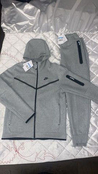 Nike Tech Fleece Grey (Sized Medium) Brand new with tags