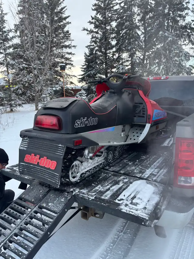 93 Skidoo Formula Z 583 in Snowmobiles in St. Albert - Image 5