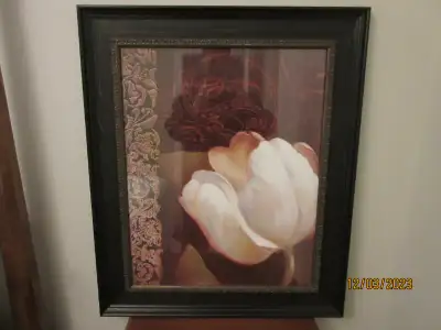 Tulip Wall Art Picture Frame, View more