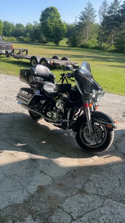 2006 Harley Davidson Electra glide ultra classic in good shape has 65000km bike has a stage 2 kit ha...