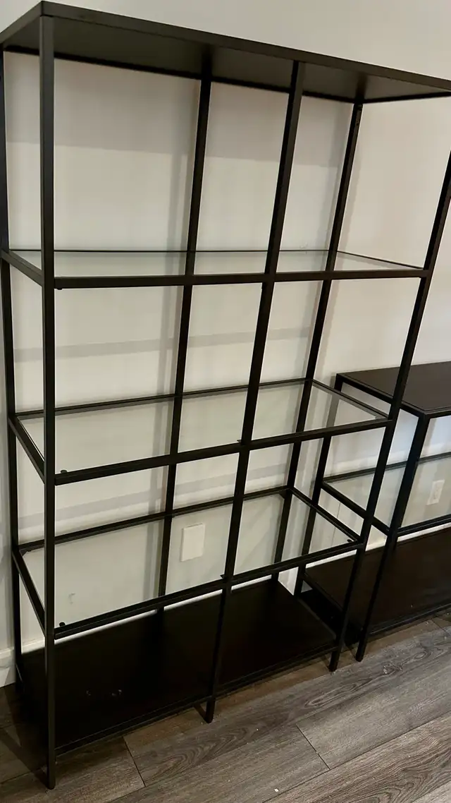 IKEA VITTSJÖ Shelving Unit - black in Bookcases & Shelving Units in Longueuil / South Shore - Image 4