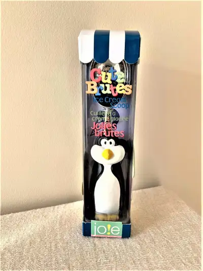 ICE CREAM SCOOP NEW IN PACKAGE-PENGUIN SHAPE, View more