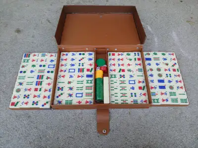 Vintage Mahjong Game Set 144 Pieces, View more