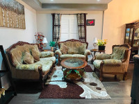 Living room sofa set with area rug for sale