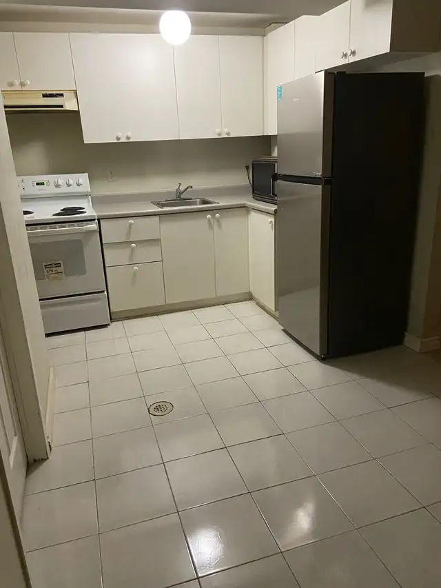 Hwy7/Hwy27  1 bedroom basement apartment for rent in Vaughan in Long Term Rentals in Markham / York Region - Image 2