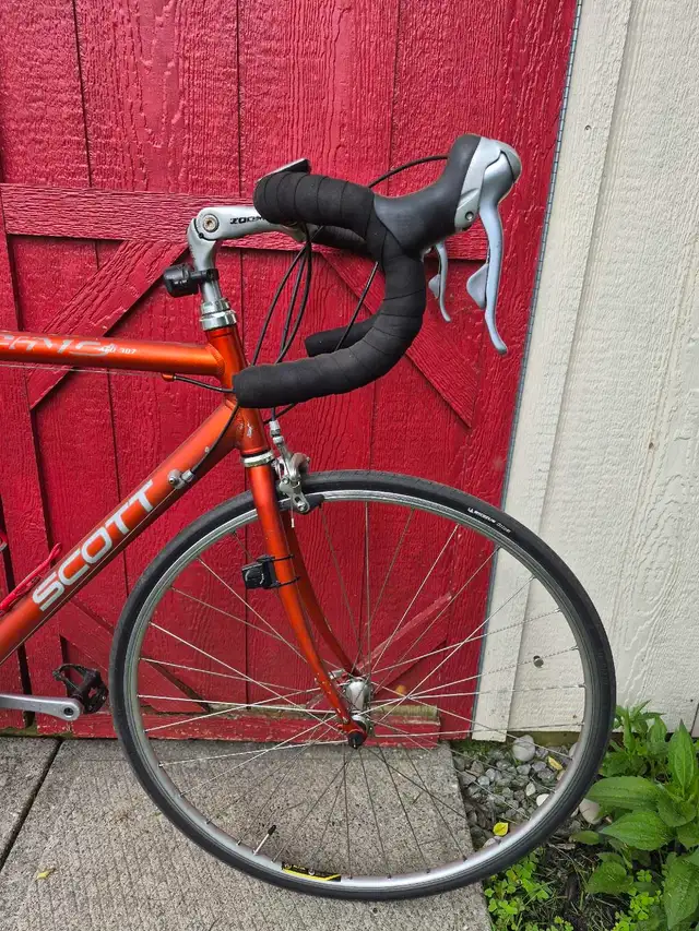 Scott Road Bike in Road in Ottawa - Image 6