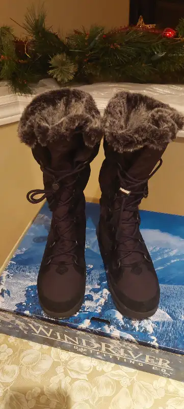 NEW Women's Waterproof Winter Boots, Black, Size 10 in Women's - Shoes in Markham / York Region - Image 5
