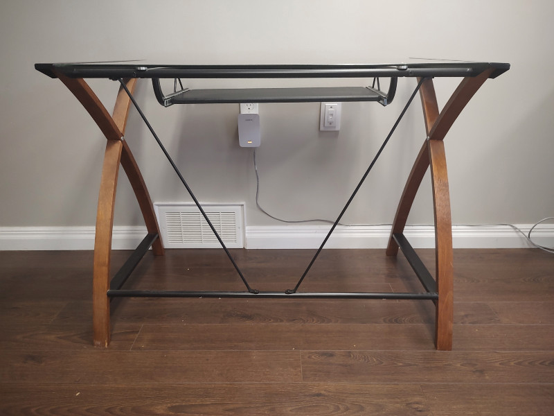 Glass Desk w/keyboard tray Desks St. Catharines Kijiji