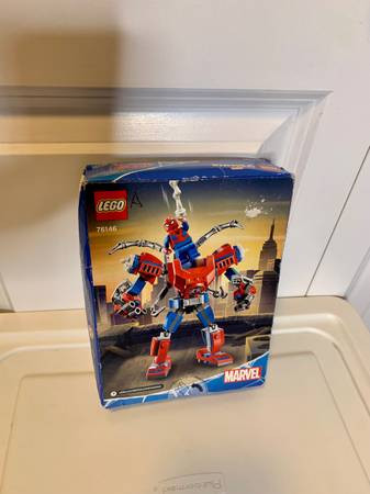 LEGO Spider-Man Mech Super Heroes (76146) Building Kit in Toys & Games in Burnaby/New Westminster - Image 2