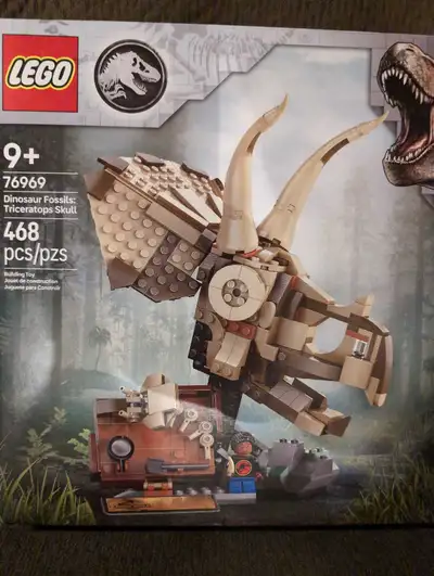 Unleash your inner paleontologist with this brand new LEGO Jurassic World Dinosaur Fossils: Tricerat...