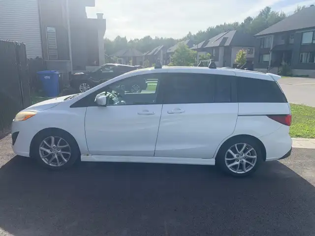 Mazda 5 GT 2012, 6 passengers64840188483331120